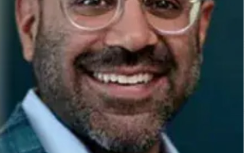 Indian-American CEO Advocates Extended Work Hours, Encourages Employees to Integrate Work and Life