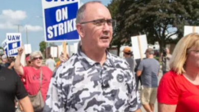 UAW Escalates Strike With Ford and GM as Negotiations Stall