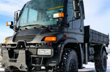 Our Selection for Bring a Trailer Auction’s Pick of the Day: Stealthy Black Mercedes Unimog