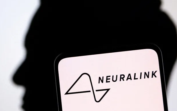 Elon Musk Announces Successful Second Neuralink Implant in Humans